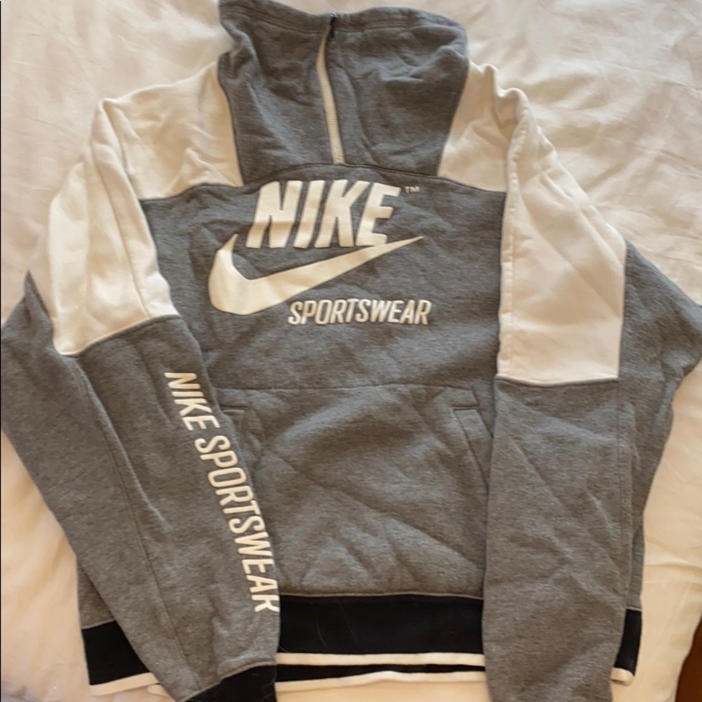 NIKE half zip